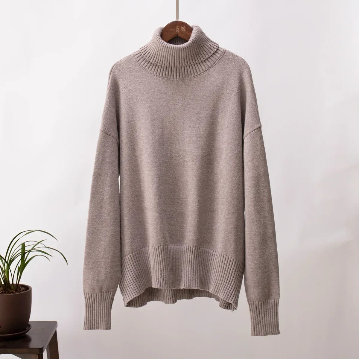 Lisa – Warmer Strickpullover mit hohem Kragen