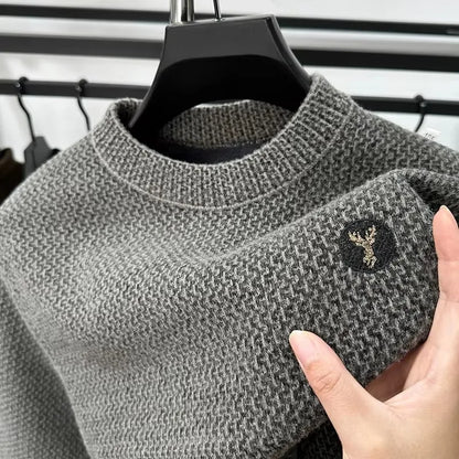 Luke – Warmer Strickpullover mit Stickerei