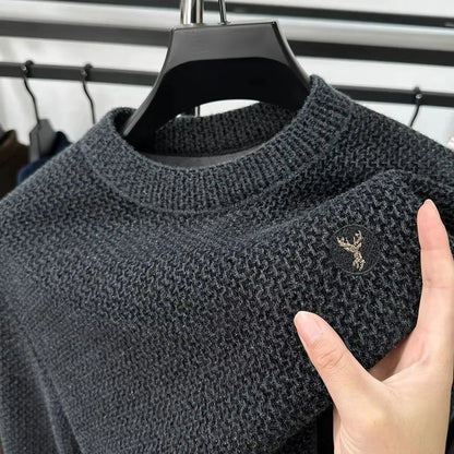 Luke – Warmer Strickpullover mit Stickerei